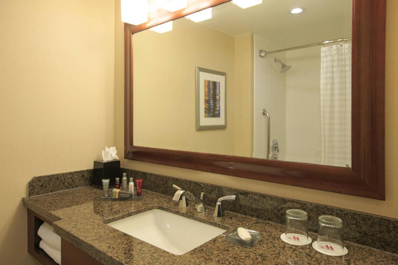 Double Room with 2 Double Beds - Lake View